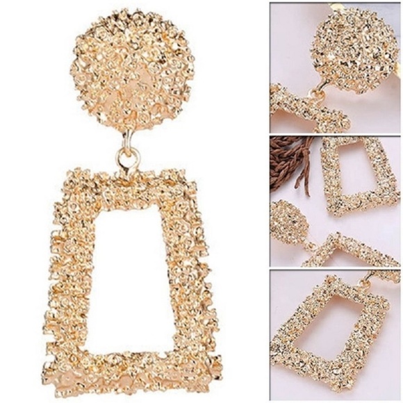 Geometric Trapezoidal Earrings - Picture 4 of 5